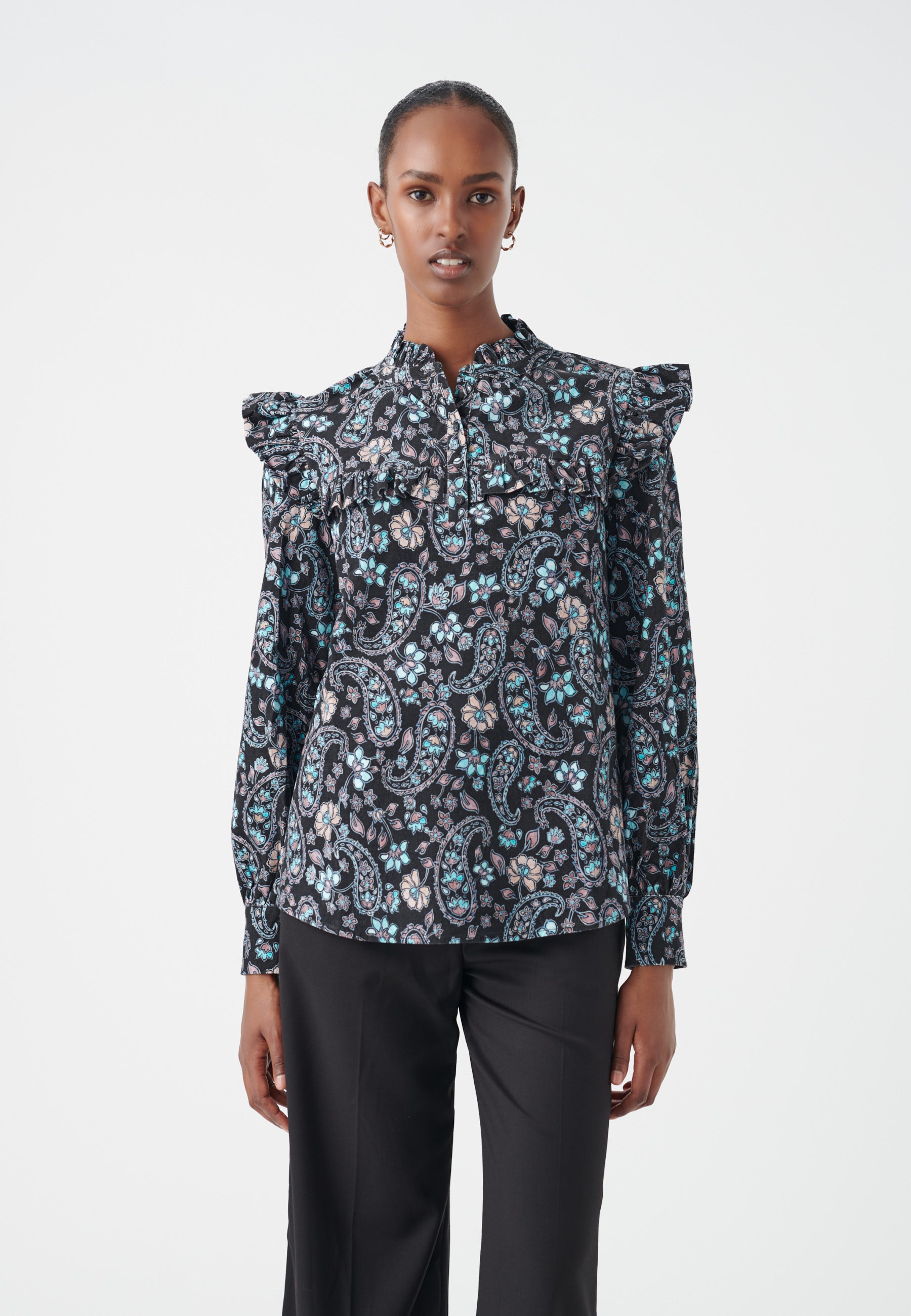 01-0722CO_5569_WOM_A