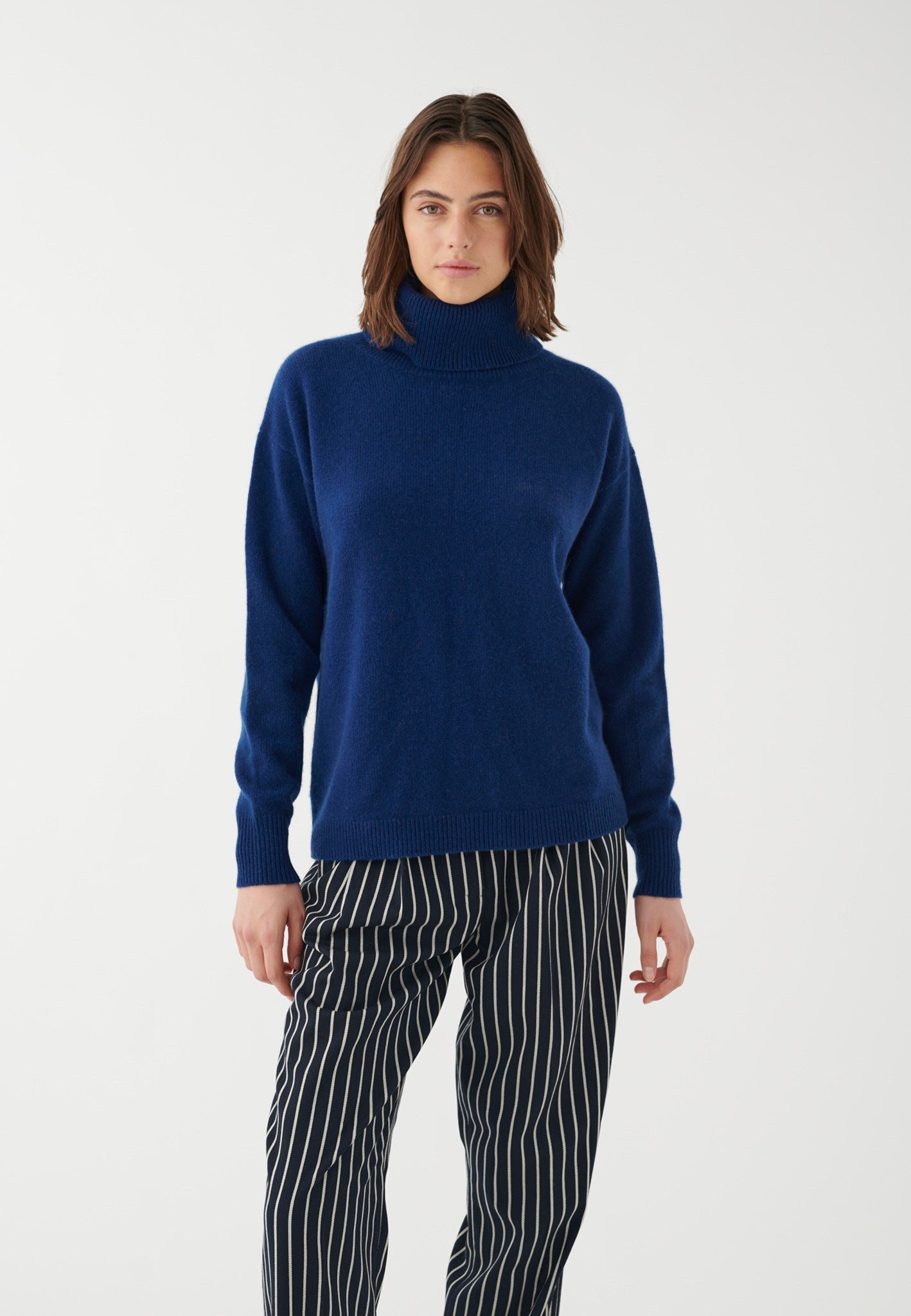 0410724_2088_WOM_A.jpg (1)