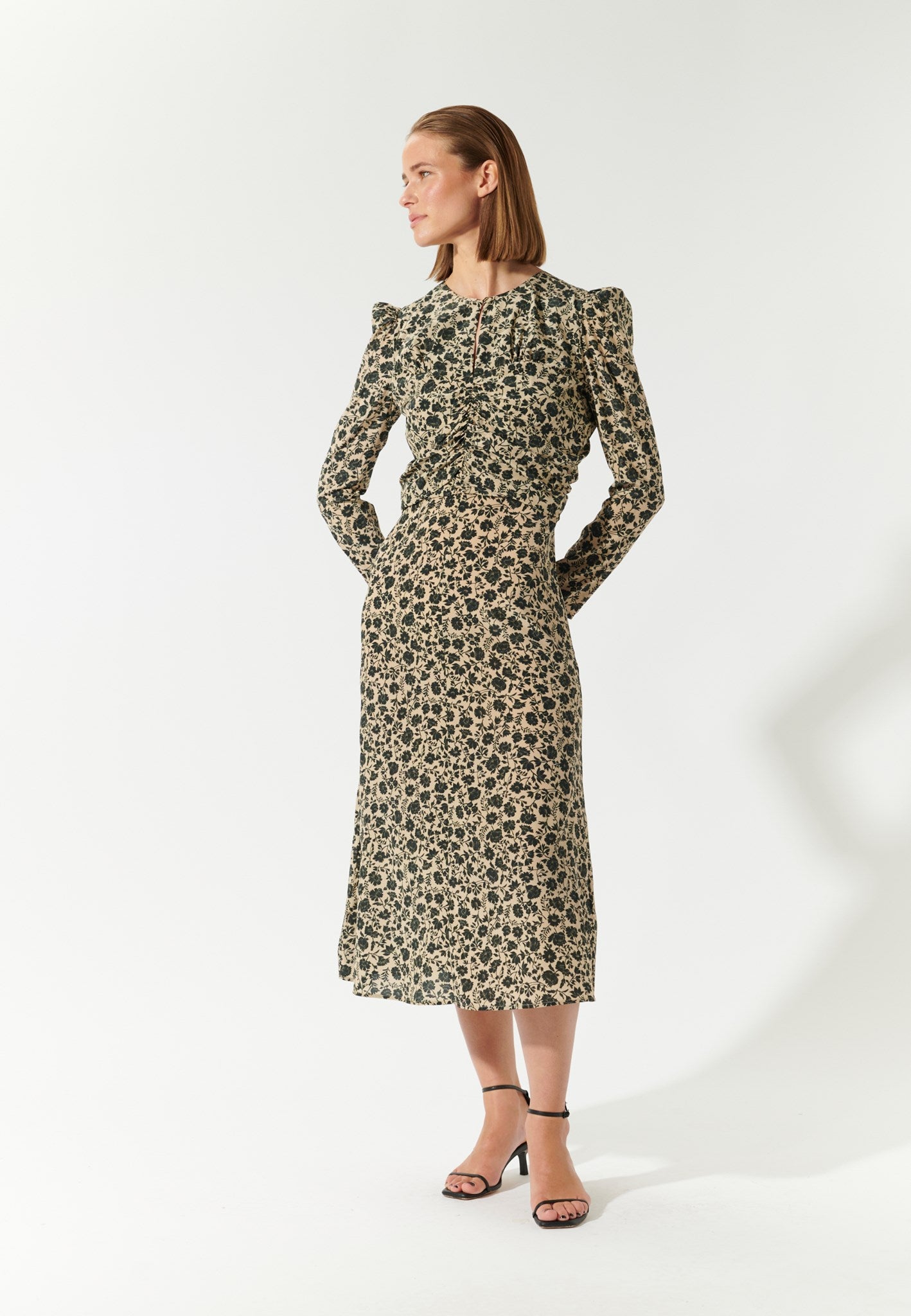 0711024 5823 WOM A (1)