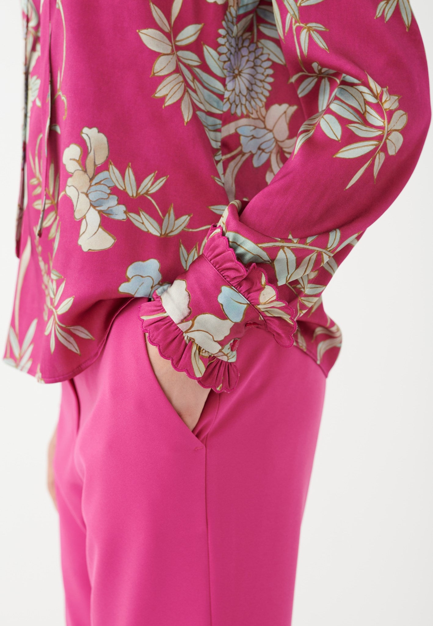 1030724_5787_WOM_C.jpg (1)