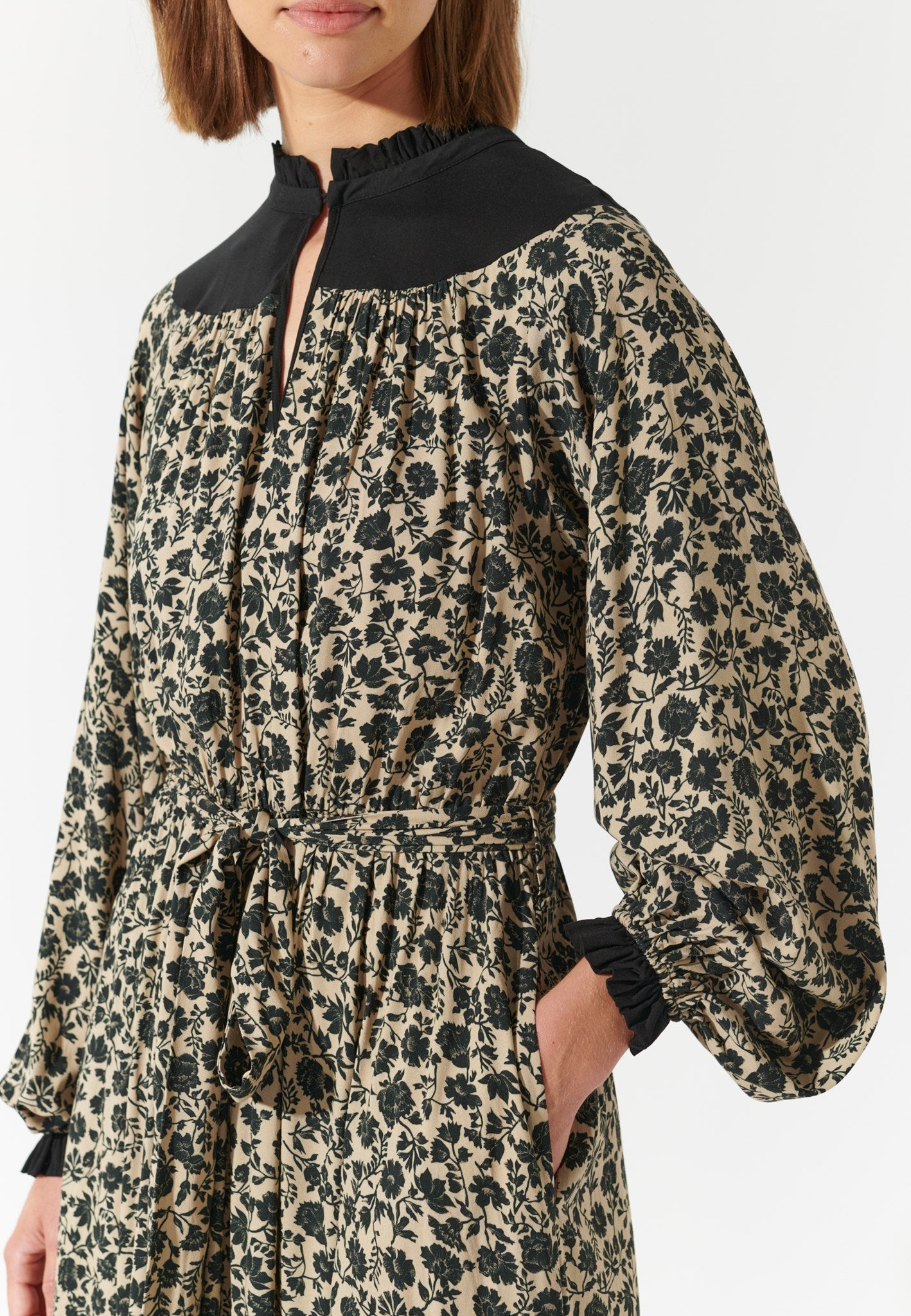 1621024 5823 WOM C (1)