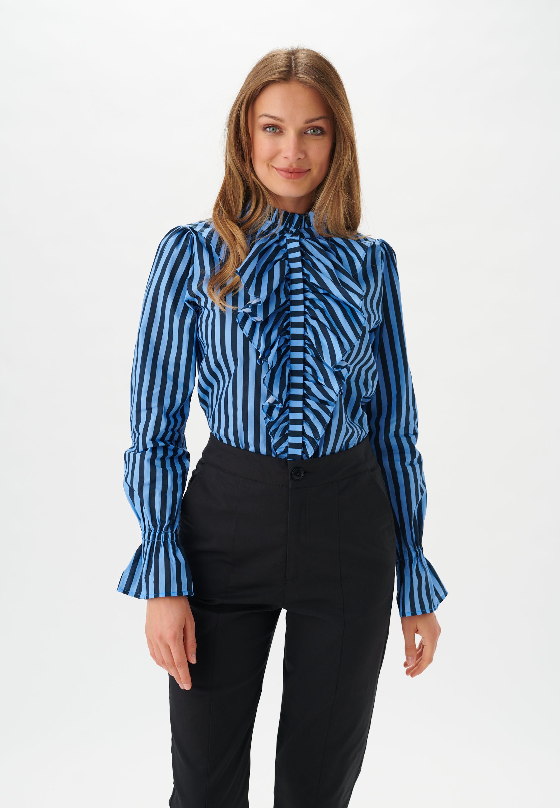 17-0122NS CO_5532_WOM_A