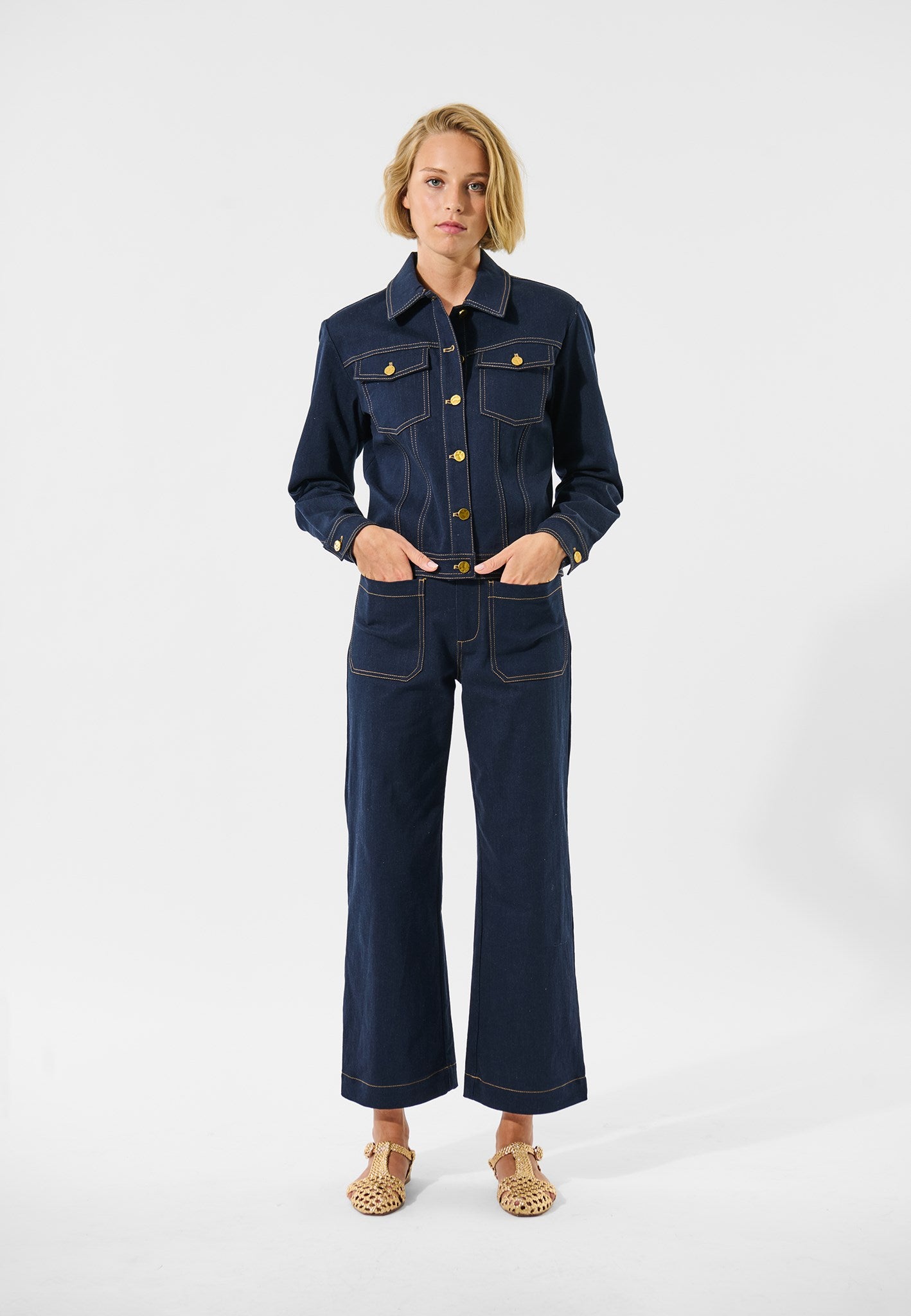 1840425 2079 10 High Res