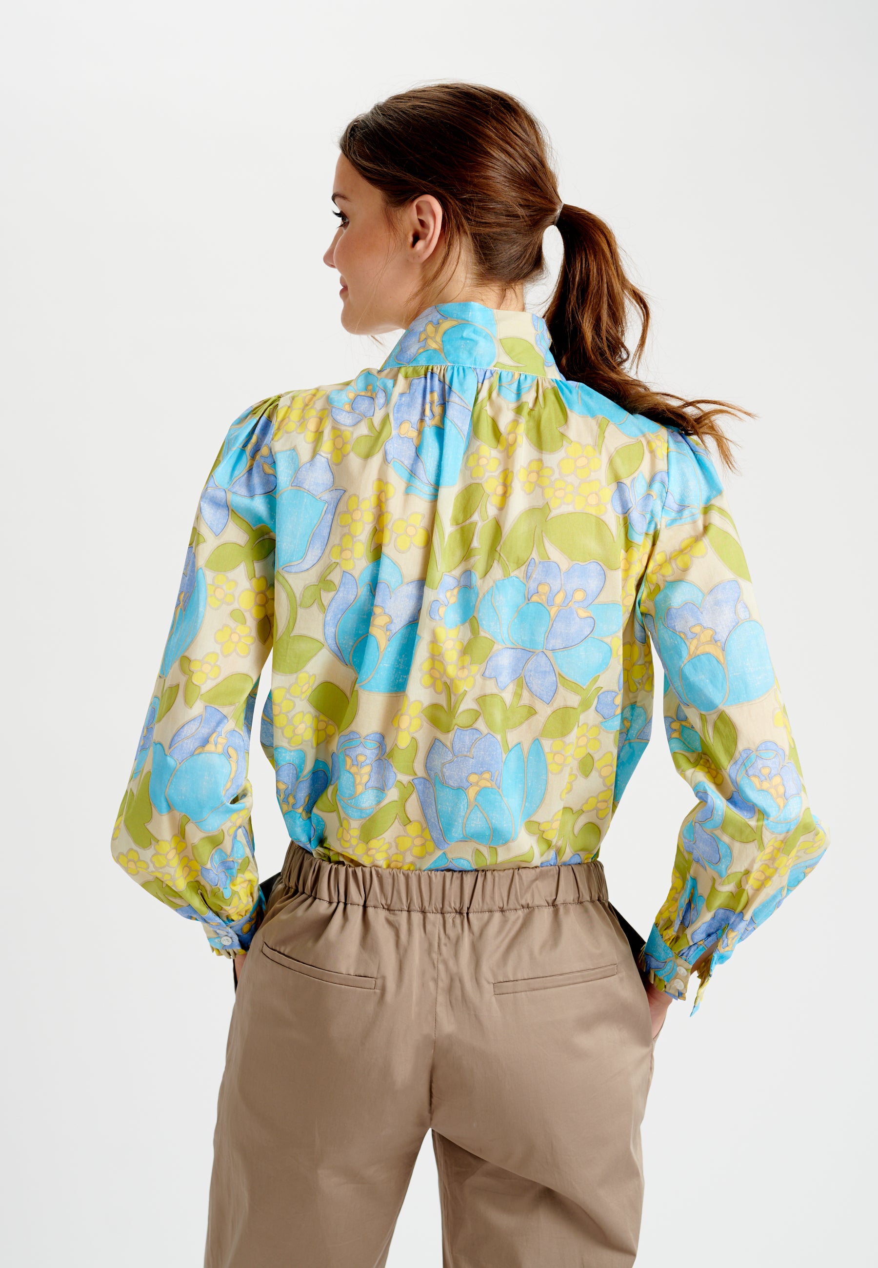 19-0422NS CO_5550_WOM_C