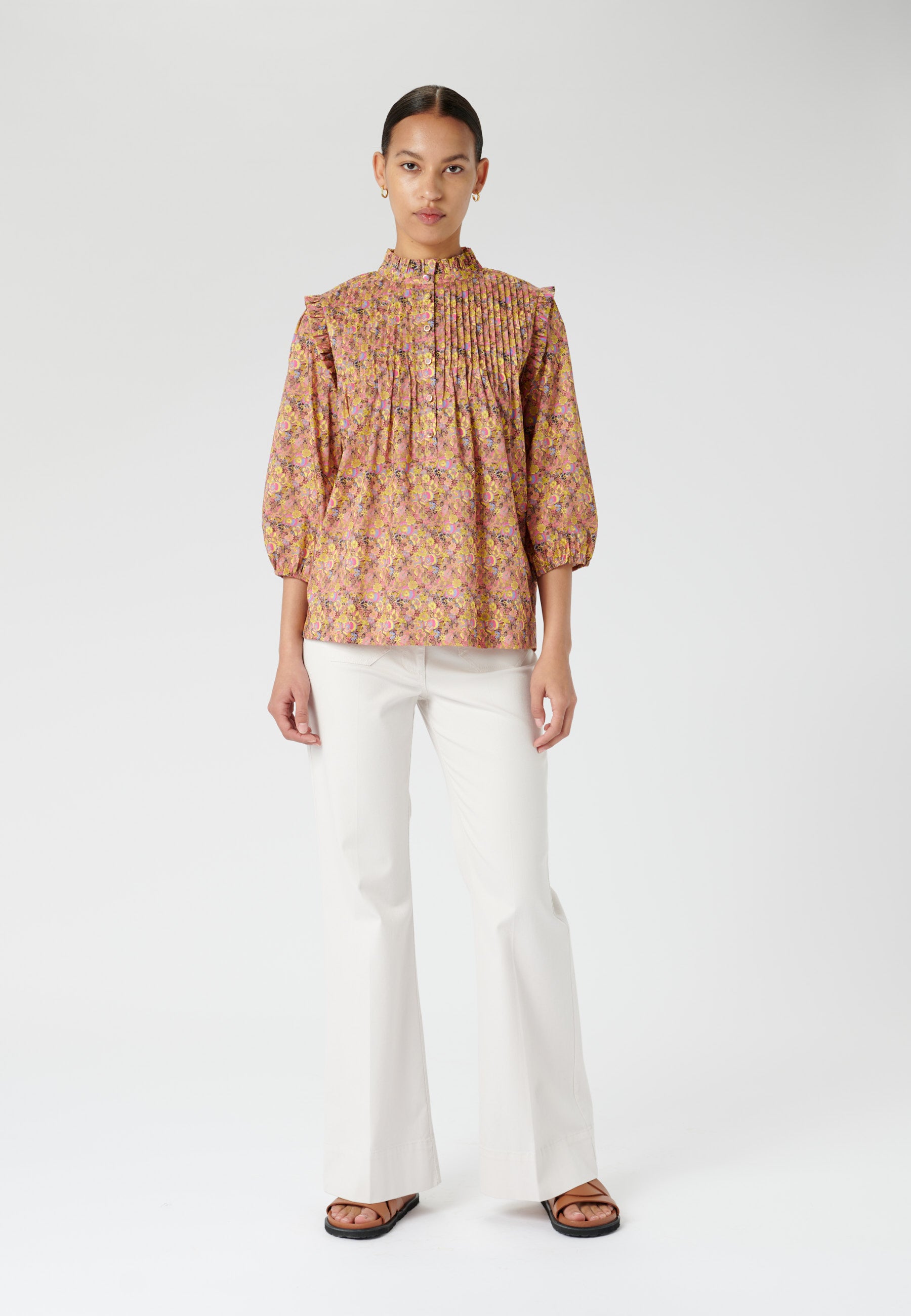 21-0123NS CO_5623_WOM