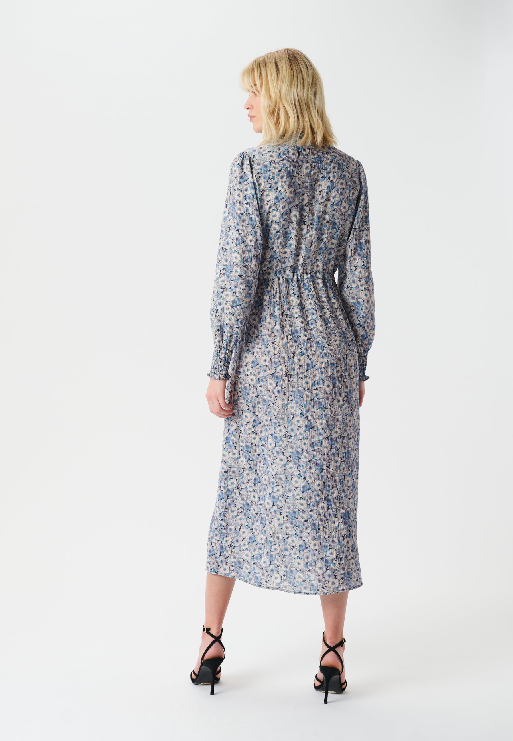 33-0722NS_5556_WOM_B