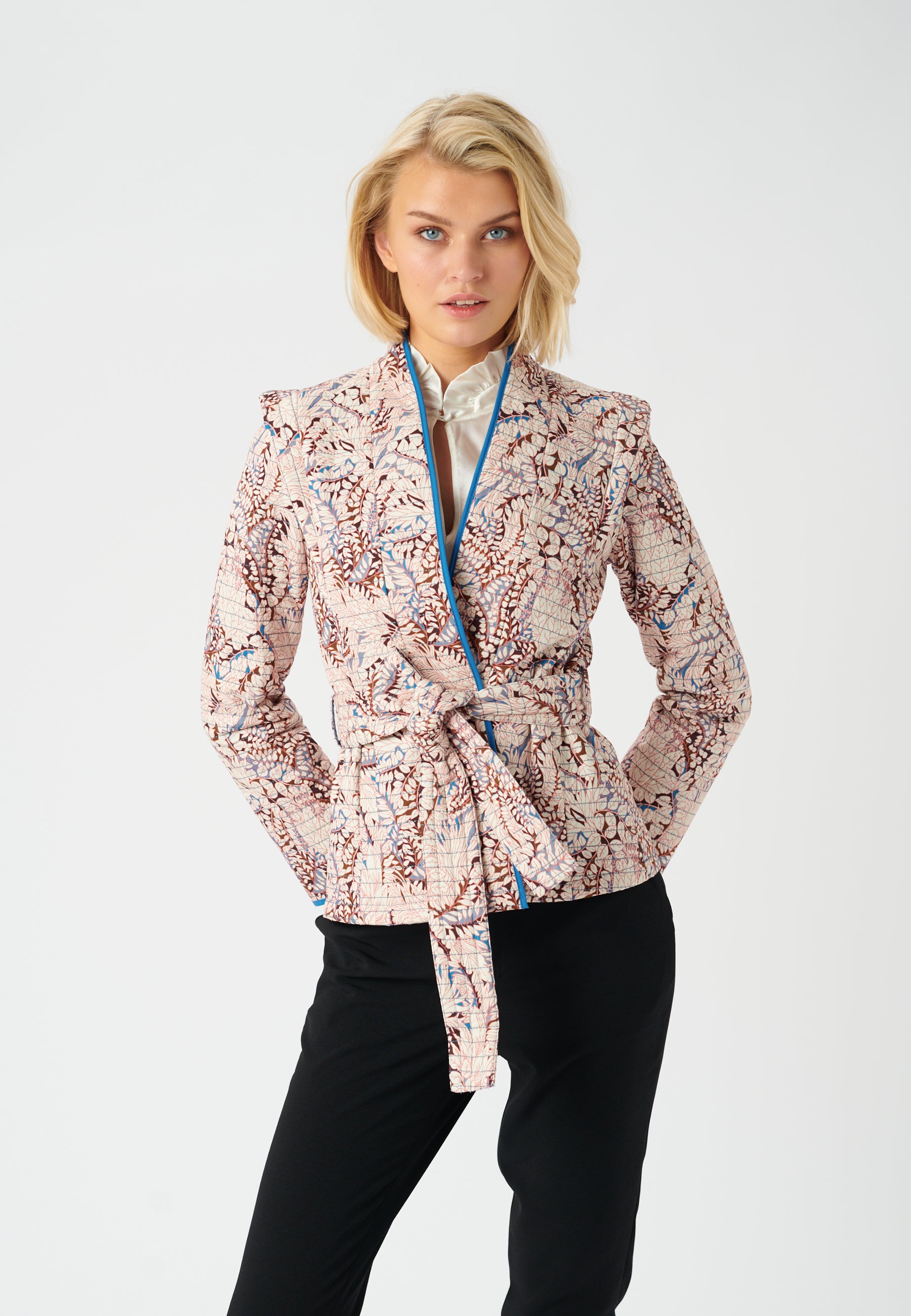 83-0722CO_5579_WOM_A